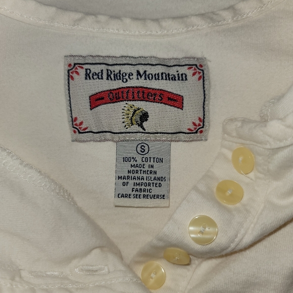 Red Ridge Mtn Outfitters top - Picture 4 of 4